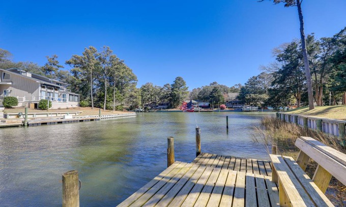 Pine Knoll Shores House | 213 m² House ∙ 3 bedrooms ∙ 8 guests