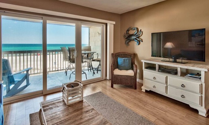 Panama City Beach Condo | #214 Polynesian Villa