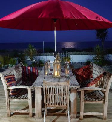 Pevensey House | 216 Coast Road, Ocean Bliss Direct Beach Access & Endless Waves