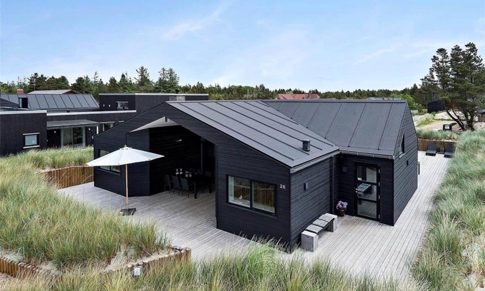 Blavand House | 217 m² House ∙ 4 bedrooms ∙ 8 guests
