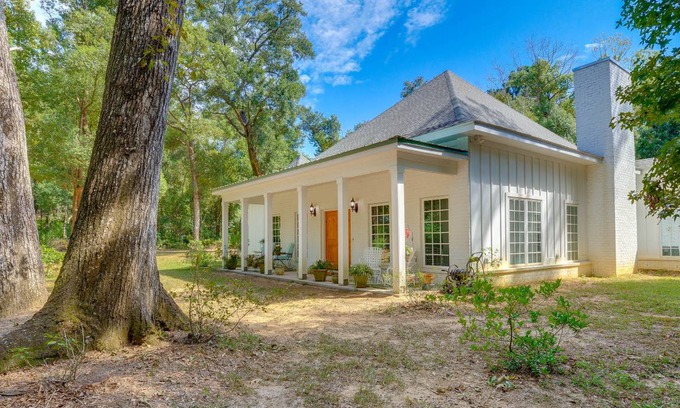 Fairhope Cottage | 218 m² Cabin ∙ 3 bedrooms ∙ 6 guests