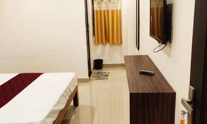 Kelambakkam Apartment | 22 m² Apartment ∙ 7 bedrooms ∙ 3 guests