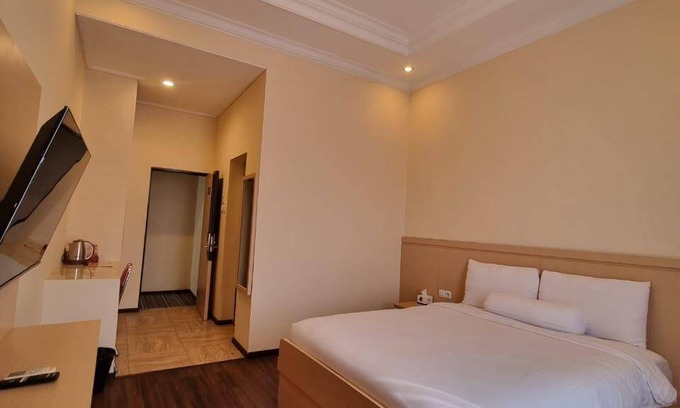 Kepanjen Hotel | 22 m² Hotel ∙ 3 guests