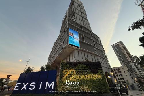 Downtown George Town Hotel | 22 Macalisterz Premium Suites Penang by Byon