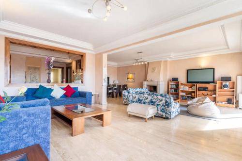 RACINE EXTENSION Apartment | 220 m² Apartment ∙ 4 bedrooms ∙ 10 guests