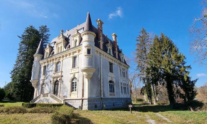 Saint-Bard Bed & Breakfast | 220 m² Bed and breakfast ∙ 4 bedrooms ∙ 15 guests