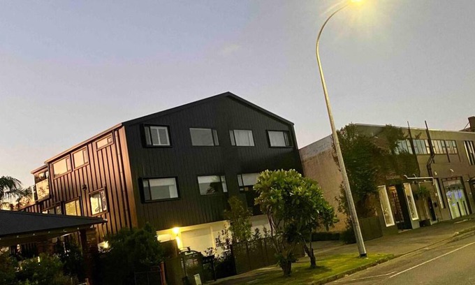 Grey Lynn House | 220 m² House ∙ 3 bedrooms ∙ 6 guests