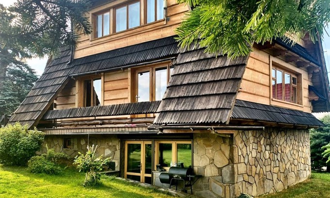 Zab House | 220 m² House ∙ 4 bedrooms ∙ 11 guests