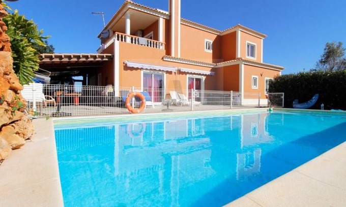 Monte Raposo Villa | 220 m² Villa ∙ 5 bedrooms ∙ 13 guests