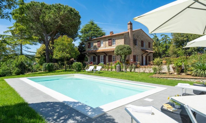 Gambassi Terme Villa | 220 m² Villa ∙ 4 bedrooms ∙ 9 guests