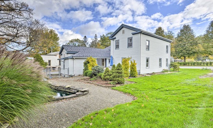 Burdett House | 222 m² House ∙ 3 bedrooms ∙ 10 guests