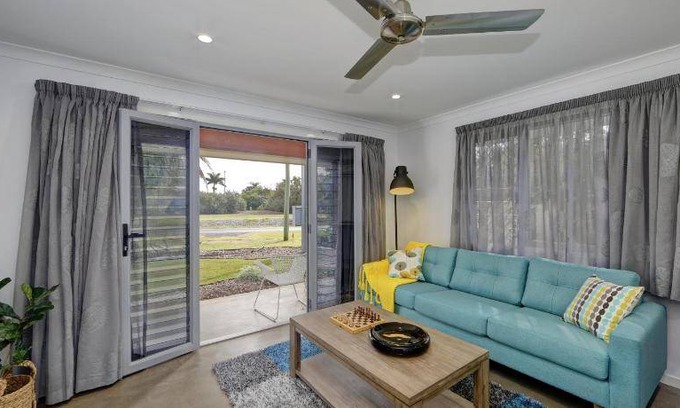 Bargara Bed & Breakfast | 225 m² Bed and breakfast ∙ 4 bedrooms ∙ 8 guests