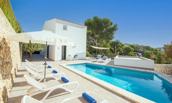 Serpentona Villa | 225 m² Villa ∙ 4 bedrooms ∙ 8 guests