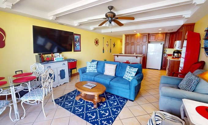 Tybee Island Condo | 225 The Vue-Ocean Views-Pet Friendly-Pools -Restaurant-Bar-Elevator