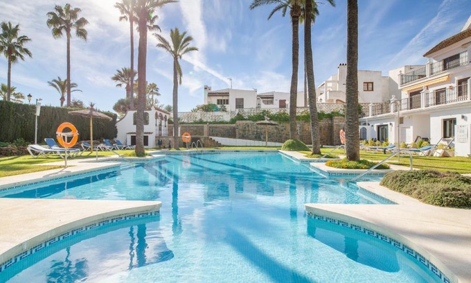 Castillo de Sabinillas Apartment | 2261-Superb apt on the beach, on Duquesa harbour