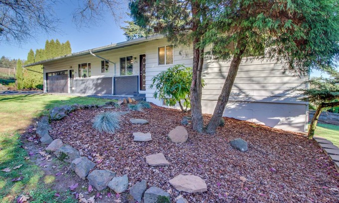 Dundee House | 229 m² House ∙ 3 bedrooms ∙ 6 guests