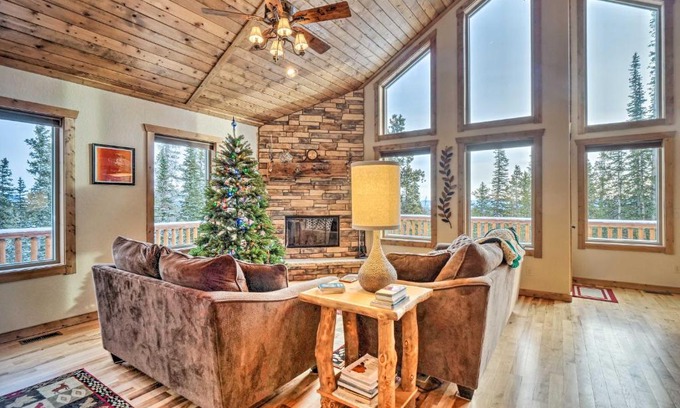 Valley of the Sun House | 22STR-00367 Fairplay Cabin about 6 Mi to Downtown!