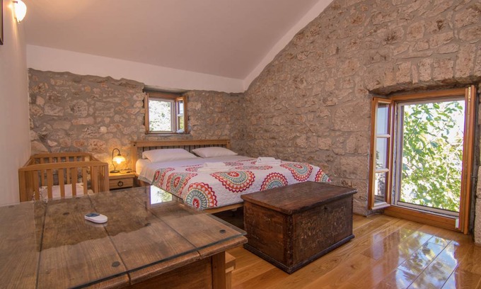 Sveti Ivan Dobrinjski House | 230 m² House ∙ 5 bedrooms ∙ 14 guests