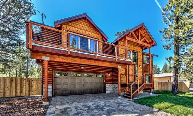 Tahoe Paradise House | 232 m² House ∙ 3 bedrooms ∙ 8 guests