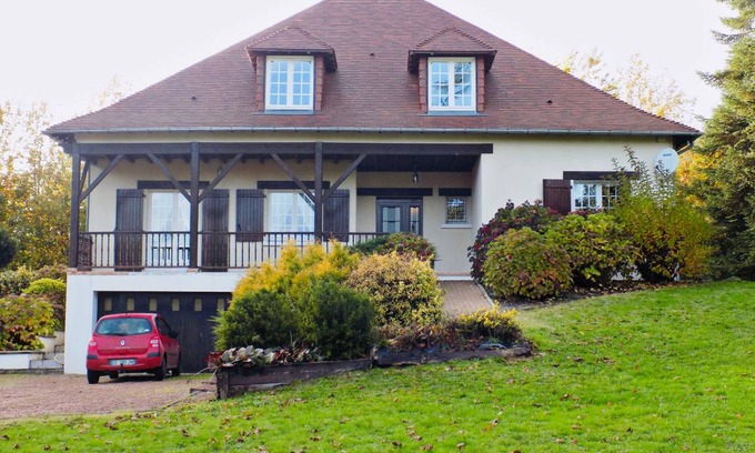 Dournazac House | 232 m² House ∙ 3 bedrooms ∙ 8 guests