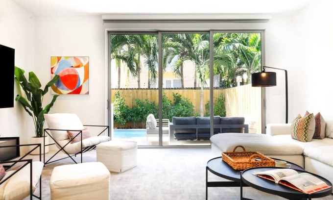 Southwest Coconut Grove House | 233 m² House ∙ 4 bedrooms ∙ 8 guests
