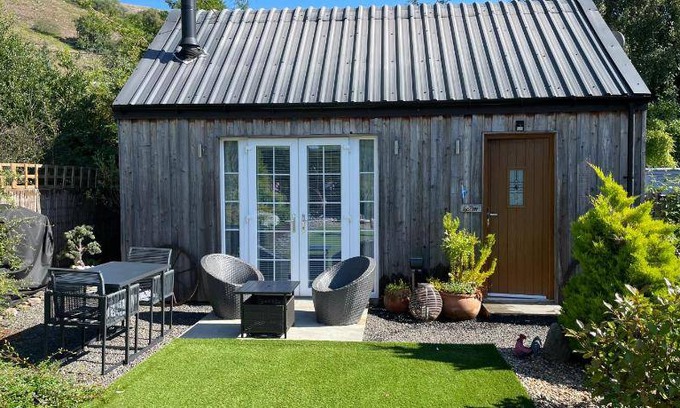 St Fillans Apartment | 24 m² Apartment ∙ 1 bedroom ∙ 2 guests