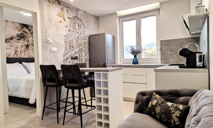 Split Apartment | 24 m² Apartment ∙ 1 bedroom ∙ 2 guests