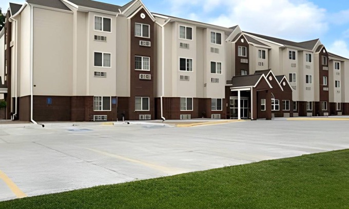 Kearney Hotel | 24 m² Hotel ∙ 127 guests