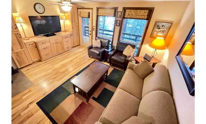Snowshoe Condo | 24 Mountain Crest, Snowshoe, WV - Rustic Retreat