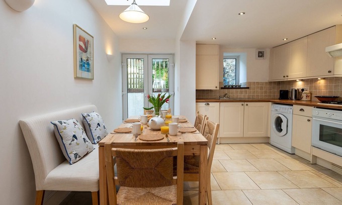 Beaumaris Cottage | 24 Rosemary Lane - located in the heart of Beaumari