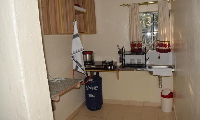 Kenya House | 24 Saba Airbnb