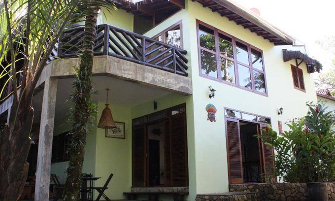 Felix House | 240 m² House ∙ 3 bedrooms ∙ 8 guests
