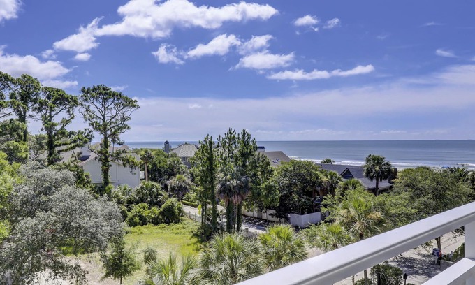 North Forest Beach Condo | 2407 SeaCrest- Oceanviews, Indoor/Outdoor Pool & Spa, Fitness and More.