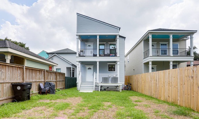 Tulane - Gravier House | 241 m² House ∙ 3 bedrooms ∙ 6 guests