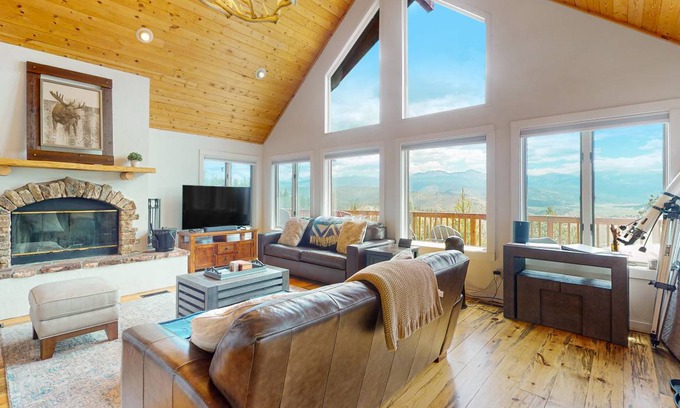 Winter Park Highlands House | 242 m² House ∙ 3 bedrooms ∙ 8 guests