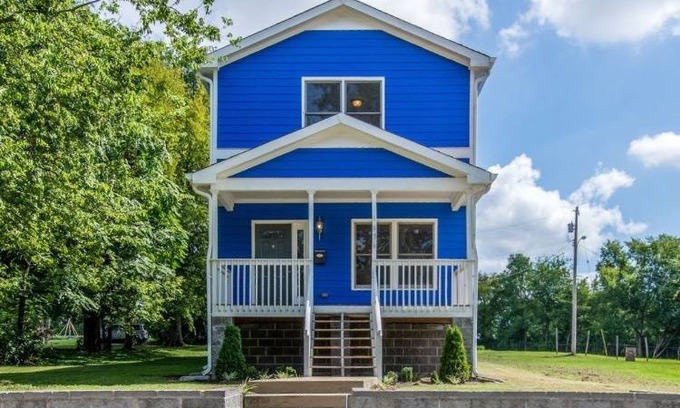 North Nashville House | 249 m² House ∙ 3 bedrooms ∙ 10 guests