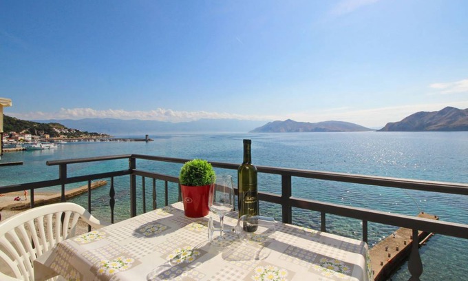 Baska Apartment | 25 m² Apartment ∙ 2 guests