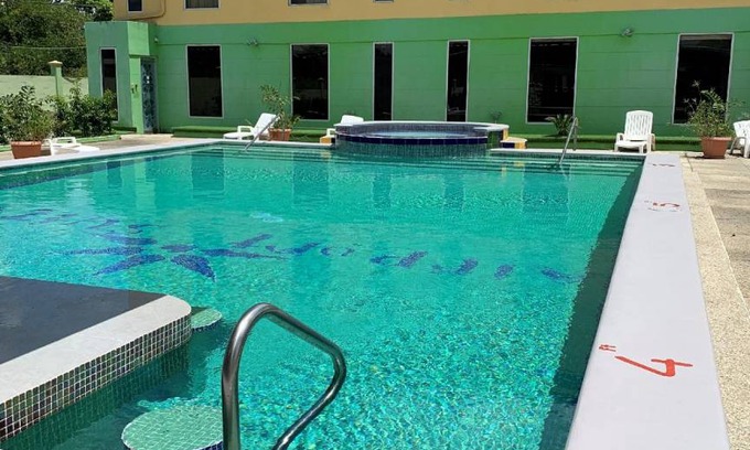 Piarco Hotel | 25 m² Hotel ∙ 127 guests