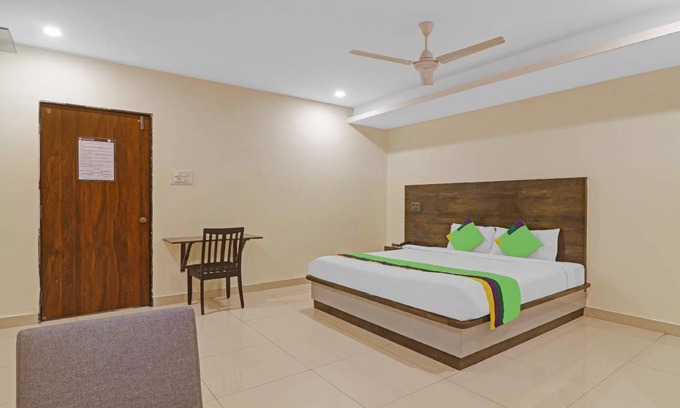 Hyderabad Hotel | 25 m² Hotel ∙ 5 guests