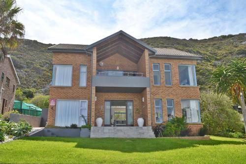 L'Agulhas House | 25 m² House ∙ 4 bedrooms ∙ 9 guests