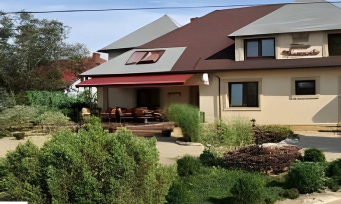 Rzeszow House | 25 m² Motel ∙ 5 guests