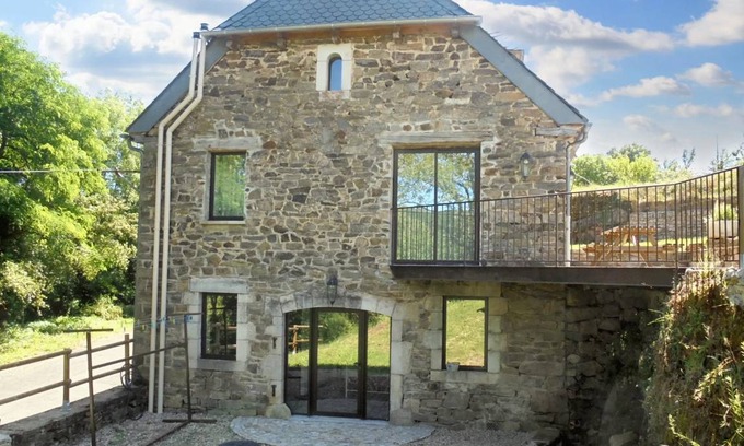 Castelnau-de-Mandailles House | 250 m² House ∙ 4 bedrooms ∙ 10 guests