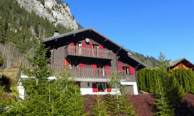 Chatel Other | 250 m² Accommodation ∙ 5 bedrooms ∙ 9 guests