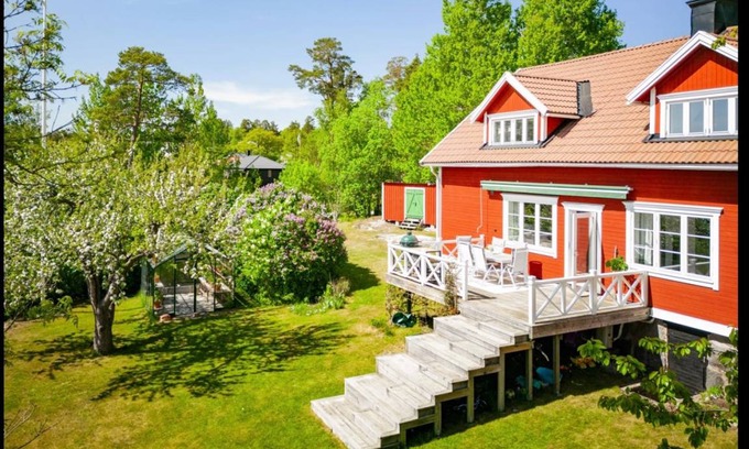 Varmdo House | 250 m² House ∙ 4 bedrooms ∙ 1 guest