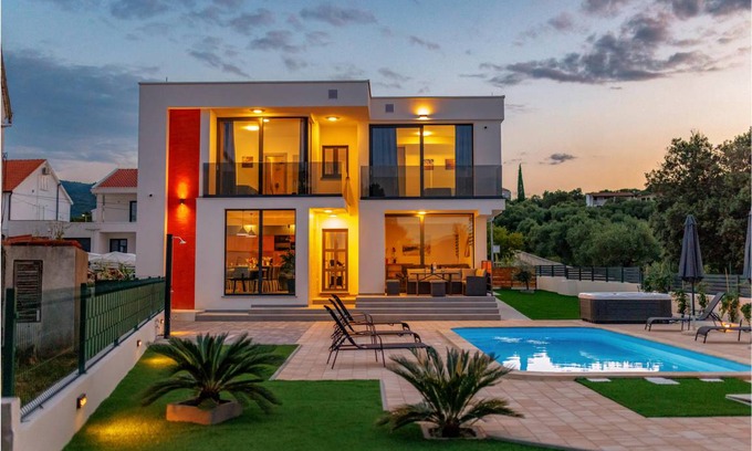 Drace House | 250 m² House ∙ 4 bedrooms ∙ 10 guests
