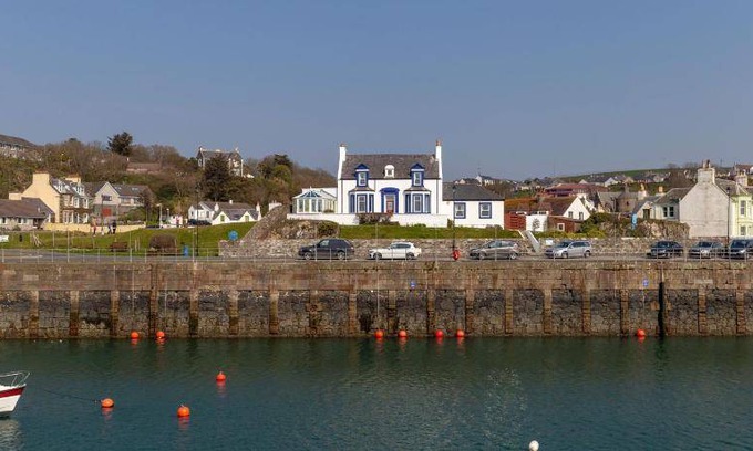Portpatrick House | 250 m² House ∙ 8 bedrooms ∙ 16 guests