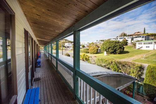 Paihia Cabin | 250 m² Lodge ∙ 14 bedrooms ∙ 38 guests