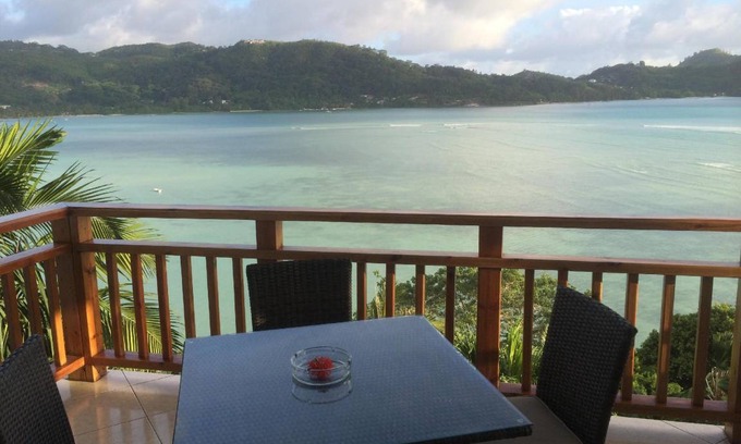 Anse La Mouche Cabin | 250 m² Lodge ∙ 2 bedrooms ∙ 5 guests