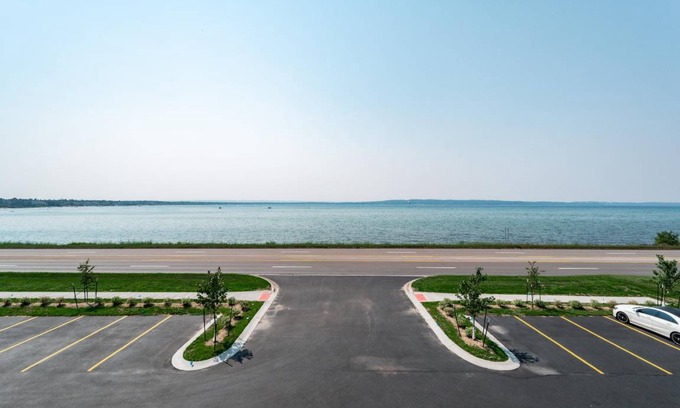 Traverse City House | 250 m² Motel ∙ 2 bedrooms ∙ 4 guests
