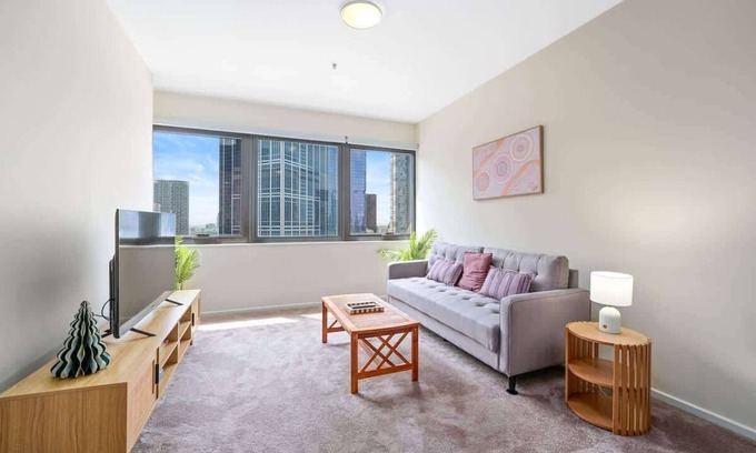 Melbourne Central Business District Apartment | 250E Apartments - CBD Home Base for 3 on Elizabeth